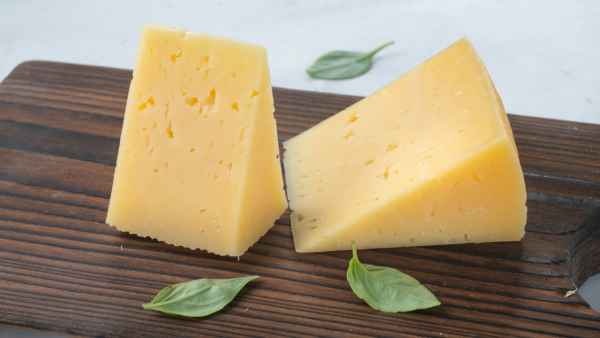 Чем вреден сыр? Чем вреден сыр?